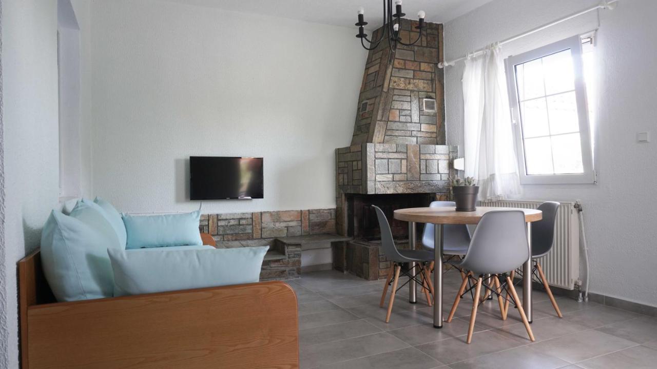 Villa Karras Vrasná Exteriér fotografie