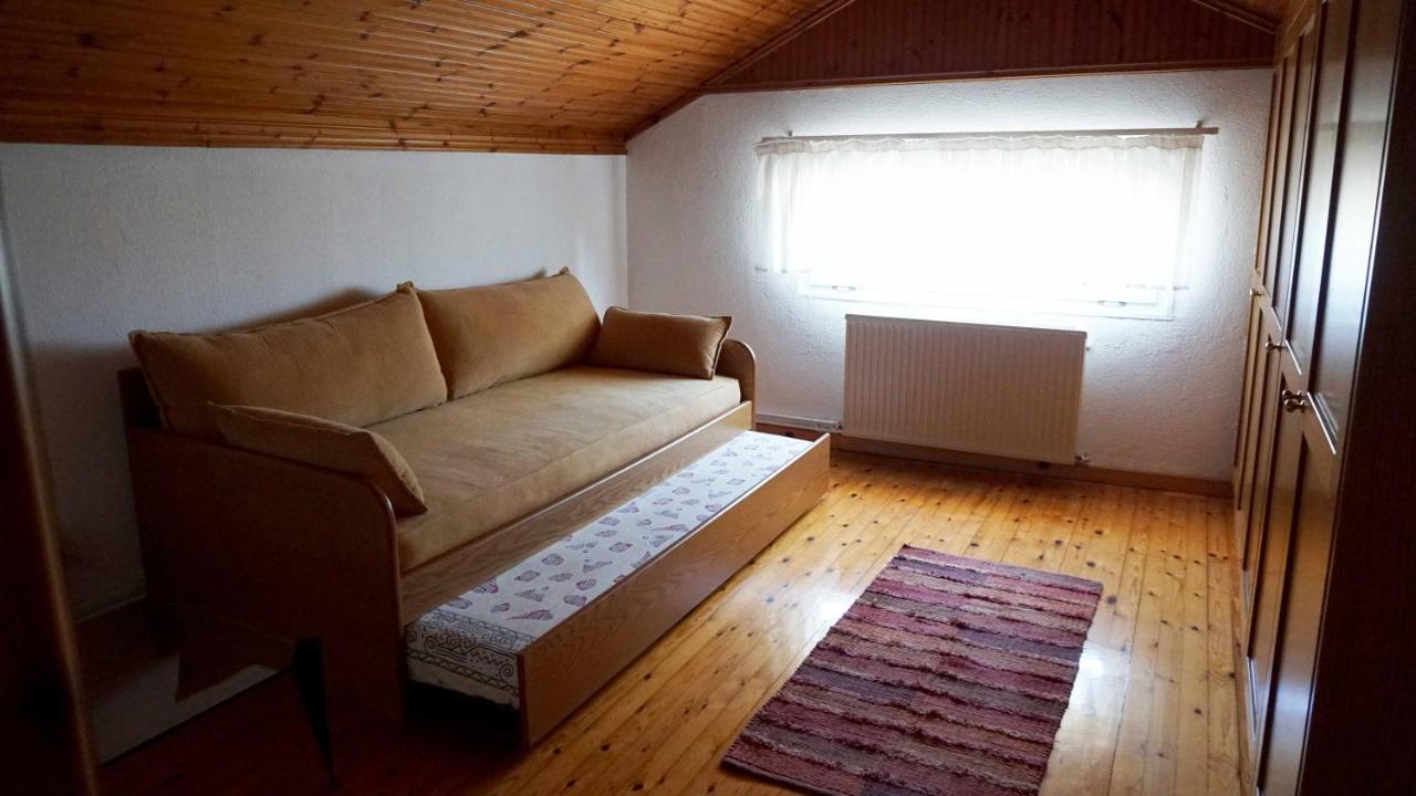 Villa Karras Vrasná Exteriér fotografie